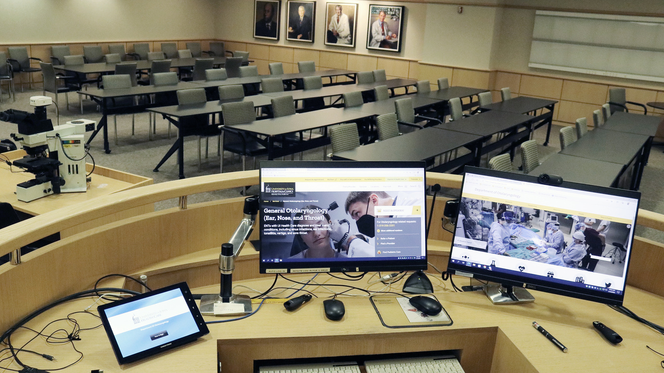 Alumni Conference Room